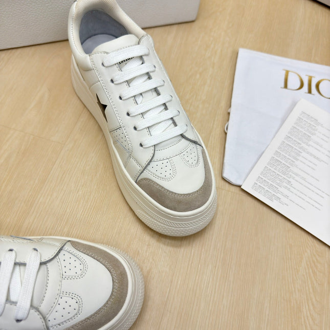 BLACK STAR PLATFORM SNEAKER IN WHITE CALFSKIN AND SUEDE