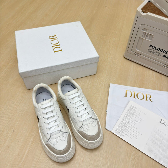 BLACK STAR PLATFORM SNEAKER IN WHITE CALFSKIN AND SUEDE