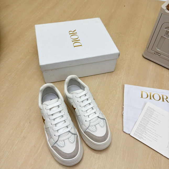 GOLD STAR PLATFORM SNEAKER IN WHITE CALFSKIN AND SUEDE