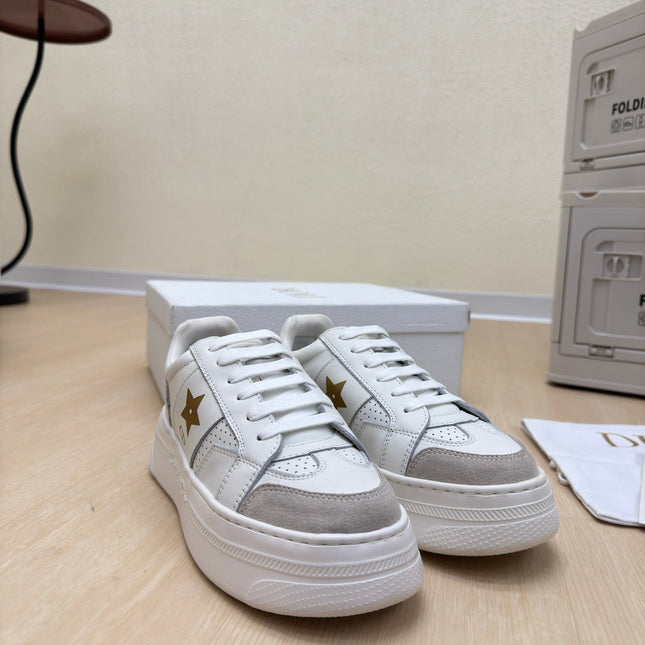 GOLD STAR PLATFORM SNEAKER IN WHITE CALFSKIN AND SUEDE