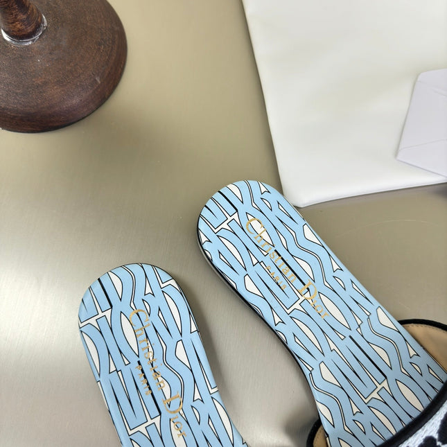 DWAY SLIDE EMBROIDERED COTTON AND POWDER BLUE MISS DIOR ALLOVER MOTIF
