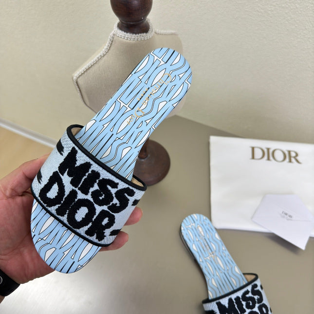 DWAY SLIDE EMBROIDERED COTTON AND POWDER BLUE MISS DIOR ALLOVER MOTIF