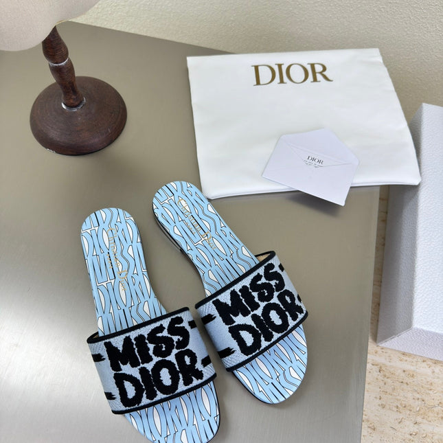 DWAY SLIDE EMBROIDERED COTTON AND POWDER BLUE MISS DIOR ALLOVER MOTIF