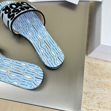 DWAY SLIDE EMBROIDERED COTTON AND POWDER BLUE MISS DIOR ALLOVER MOTIF