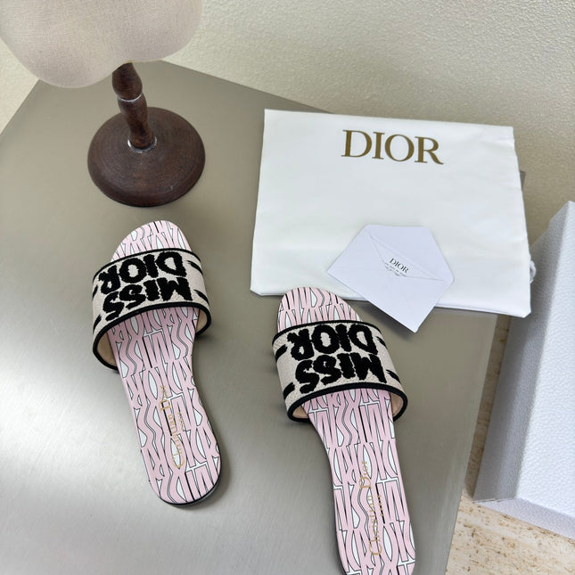 DWAY SLIDE EMBROIDERED COTTON AND LIGHT PINK MISS DIOR ALLOVER MOTIF