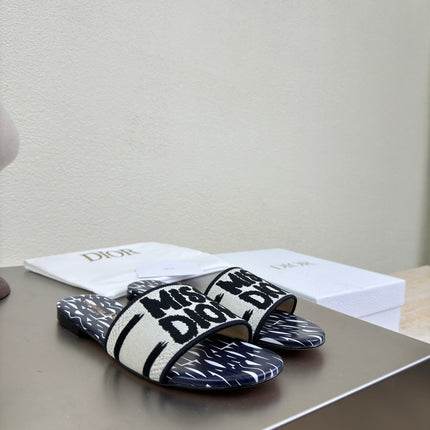 DWAY SLIDE EMBROIDERED COTTON AND NAVY BLUE MISS DIOR ALLOVER MOTIF