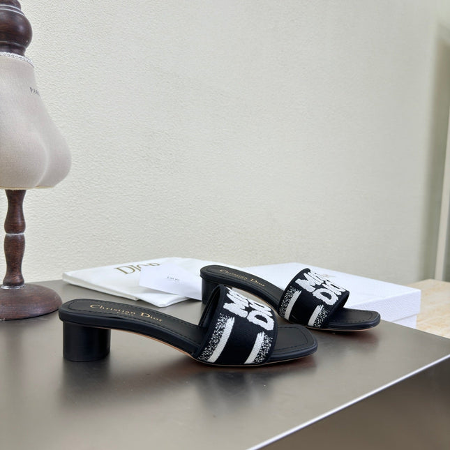 DWAY HEELED SLIDE EMBROIDERED COTTON AND BLACK MISS DIOR ALLOVER MOTIF 35 MM