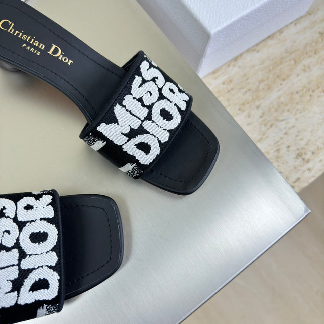 DWAY HEELED SLIDE EMBROIDERED COTTON AND BLACK MISS DIOR ALLOVER MOTIF 35 MM