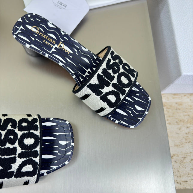 DWAY HEELED SLIDE EMBROIDERED COTTON AND NAVY BLUE MISS DIOR ALLOVER MOTIF 35 MM
