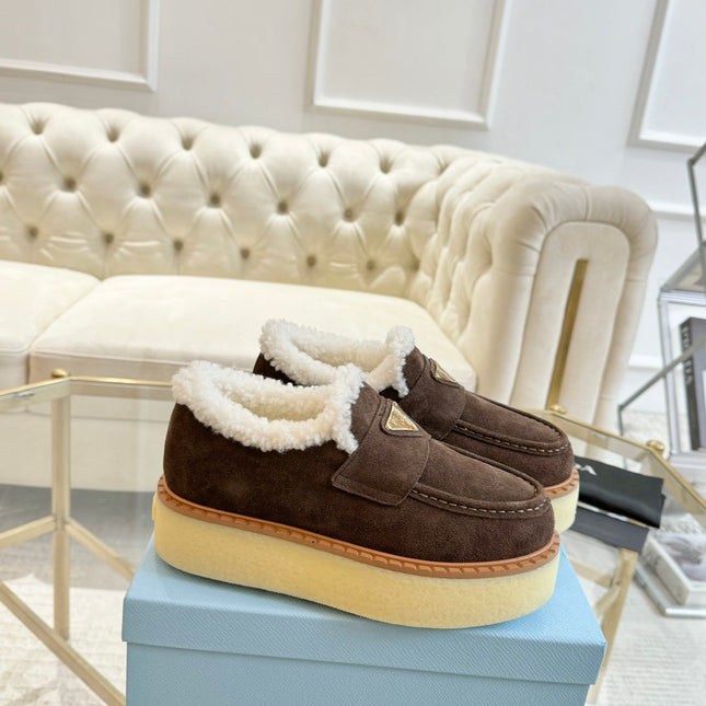 SUEDE LOAFER CHOCOLATE WITH SHEARLING LINING