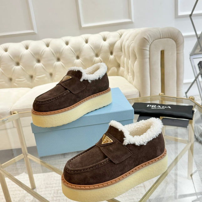 SUEDE LOAFER CHOCOLATE WITH SHEARLING LINING