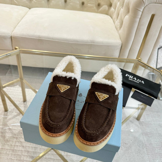 SUEDE LOAFER CHOCOLATE WITH SHEARLING LINING