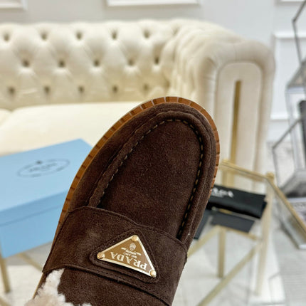 SUEDE LOAFER CHOCOLATE WITH SHEARLING LINING