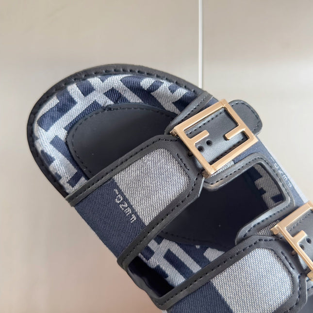 FENDI DAD SANDAL IN NAVY BLUE MIX LIGHT GREY CANVAS WITH GOLD HARDWARE