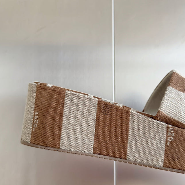 FENDI PLATFORM WEDGES IN ASH BROWN MIX WHITE FF MONOGRAM FABRIC