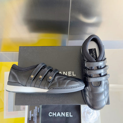 CC MARY JANE SNEAKER IN BLACK LAMBSKIN