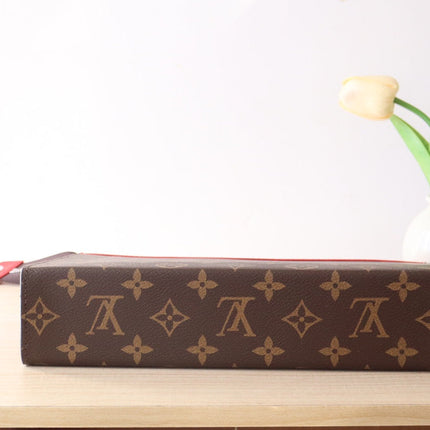 LV 25S POCHETTE VOYAGE 26 IN SARI RED MONOGRAM MACASSAR COATED CANVAS