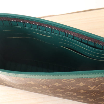 LV 25S POCHETTE VOYAGE 26 IN BORNEO GREEN MONOGRAM MACASSAR COATED CANVAS