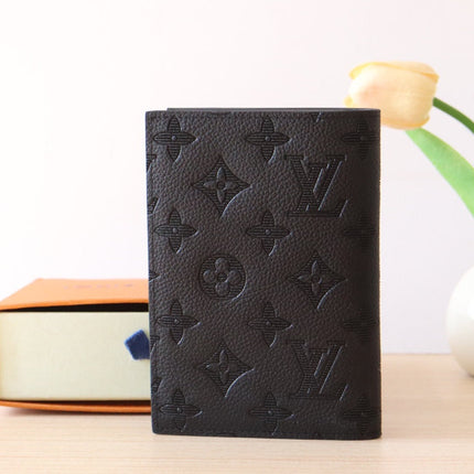 LV 25S PASSPORT HOLDER 14 IN BLACK EMBOSSED MONOGRAM SHADOW CALFSKIN