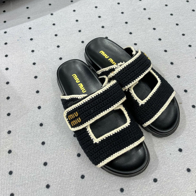 Sandals Black With Ivory Border Fabric
