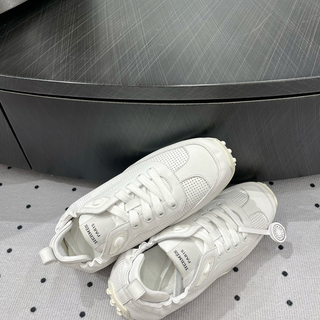 TRAIL SNEAKER IN WHITE CALFSKIN