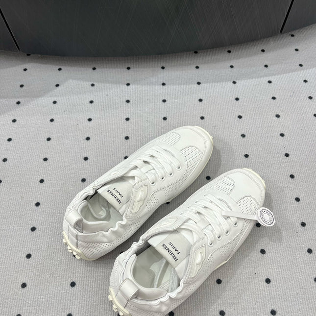 TRAIL SNEAKER IN WHITE CALFSKIN