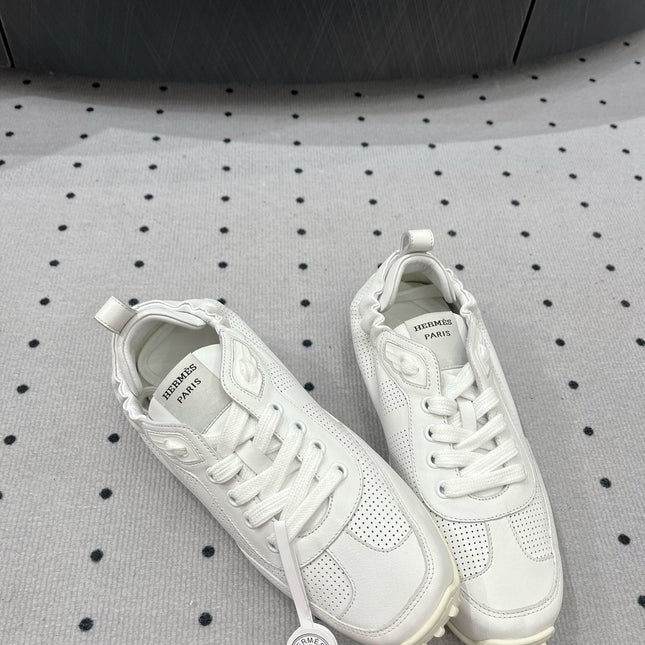 TRAIL SNEAKER IN WHITE CALFSKIN
