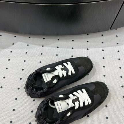 TRAIL SNEAKER IN BLACK SUEDE