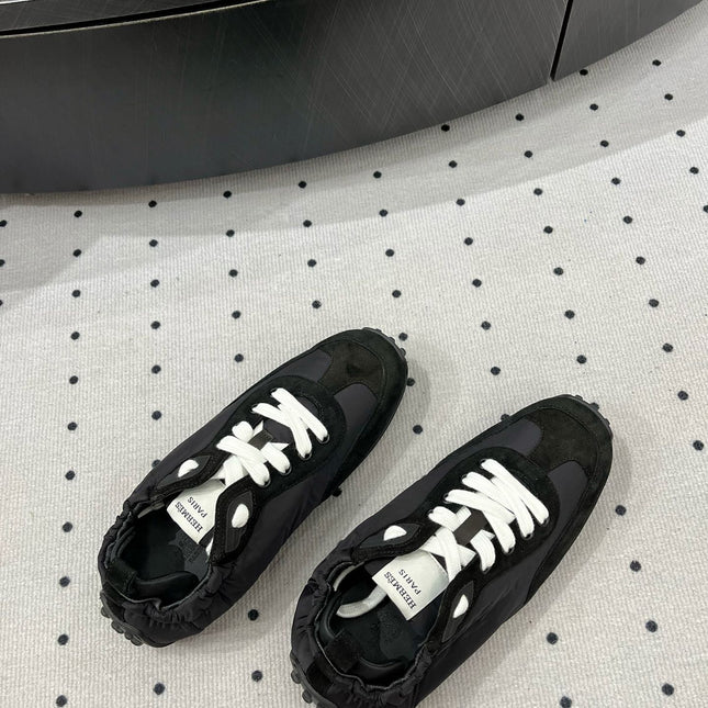 TRAIL SNEAKER IN BLACK SUEDE