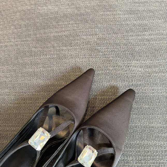 HIGH SANDAL ATTACHED GEM IN BLACK SILK