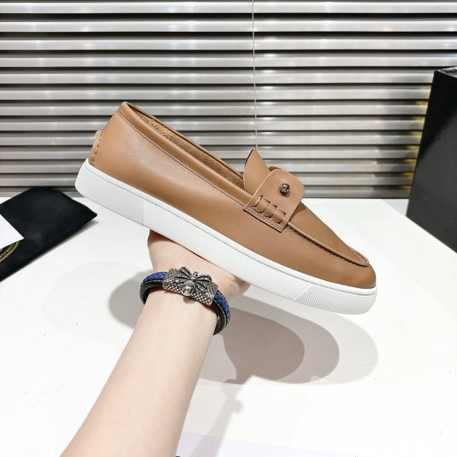 CHAMBELIBOAT REVERSED NUBUCK BOAT SHOES IN PEANUT BROWN SHINY CALFSKIN