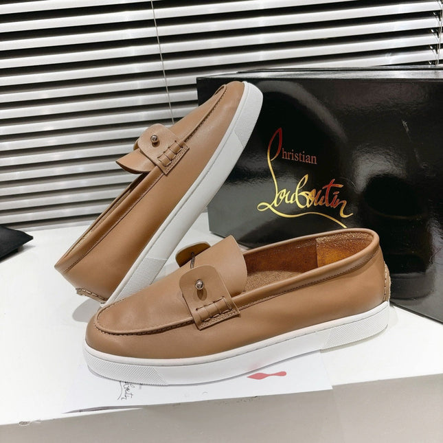 CHAMBELIBOAT REVERSED NUBUCK BOAT SHOES IN PEANUT BROWN SHINY CALFSKIN