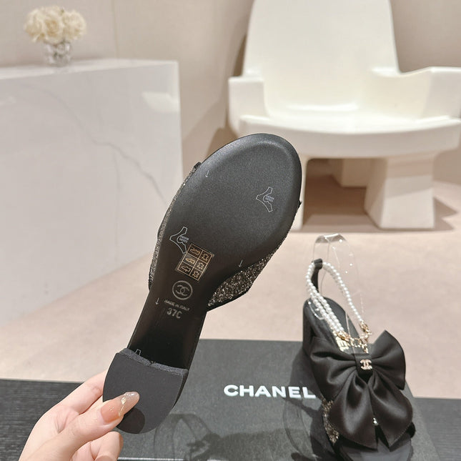 HIGH SANDAL WITH PEARL CHAIN BLACK LAMBSKIN WITH RHINESTONES