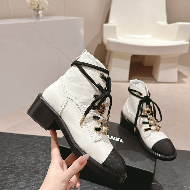OXFORD SHORT BOOTS WHITE MIX BLACK SHEEPSKIN