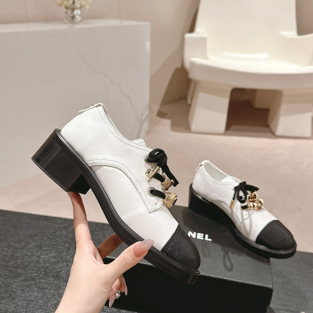 OXFORD SHOES WHITE MIX BLACK SHEEPSKIN