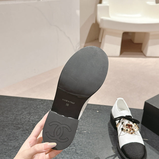 OXFORD SHOES WHITE MIX BLACK SHEEPSKIN