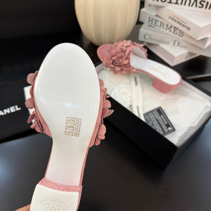 MID HEEL 45 MM MULE IN PEACH PINK SUEDE