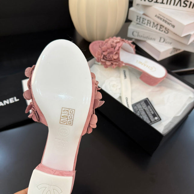 MID HEEL 45 MM MULE IN PEACH PINK SUEDE