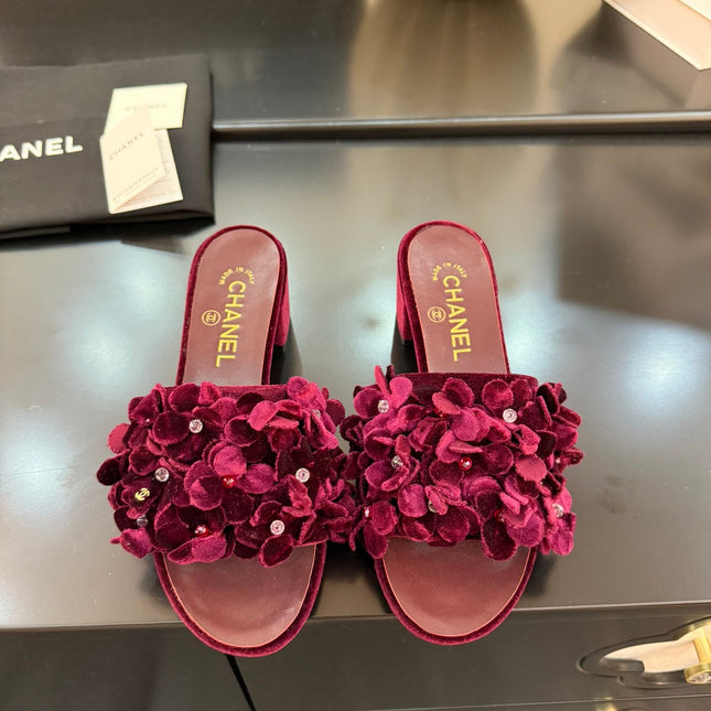 MID HEEL 45 MM MULE IN PLUM PURPLE VELVET