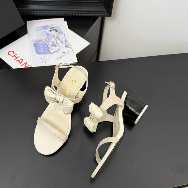 MID HEEL SANDALS IN WHITE CALFSKIN WITH BOW