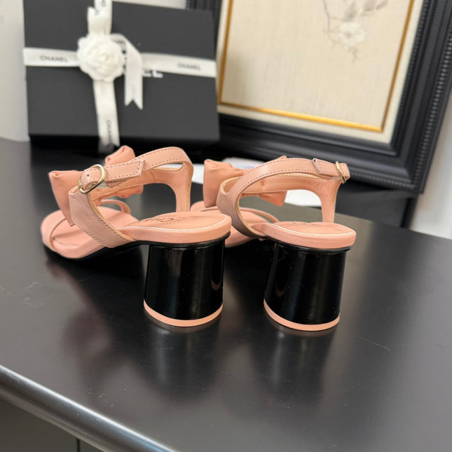 MID HEEL SANDALS IN PEACHY PINK CALFSKIN WITH BOW
