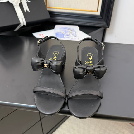 MID HEEL 45 MM SANDALS IN BLACK CALFSKIN