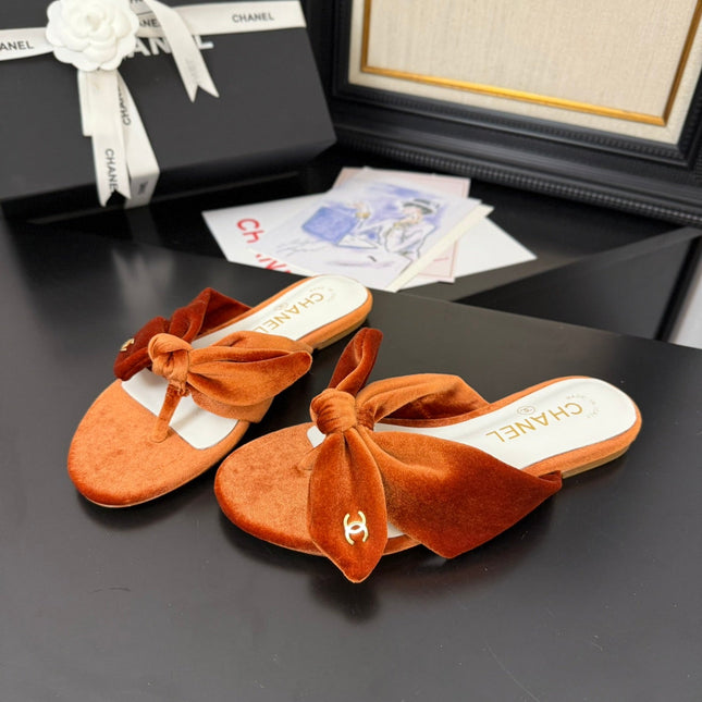 CC 25C Thong Sandal Bow Pumpkin Velvet fabric 233565
