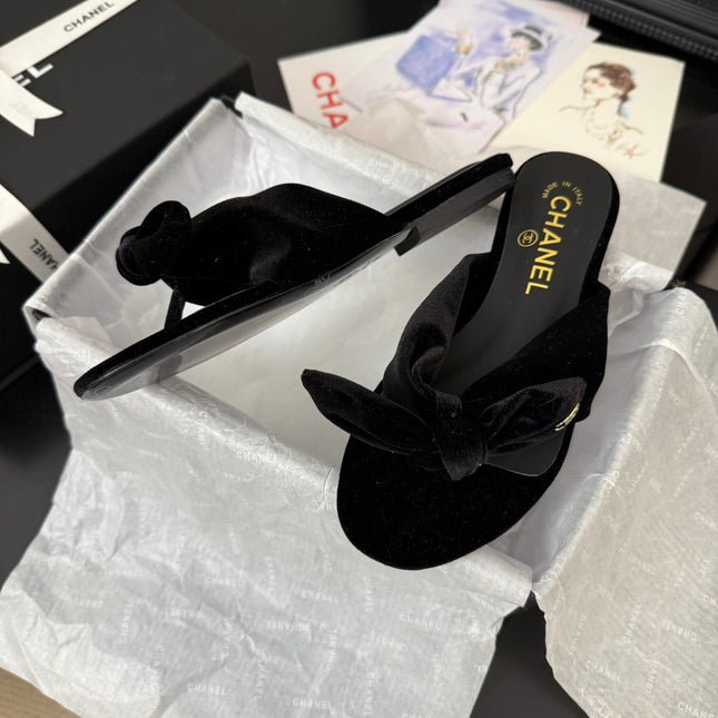 CC 25C Thong Sandal Bow Black Velvet fabric 233564