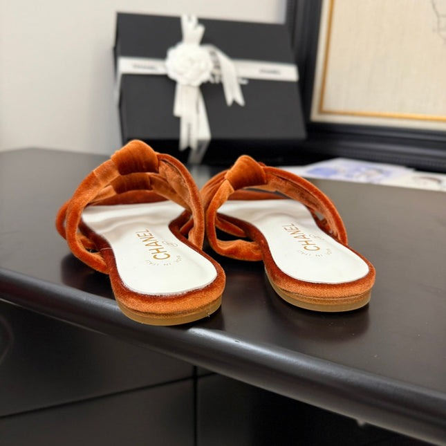 CC 25C Three Strap Mule Pumpkin Velvet fabric 233560