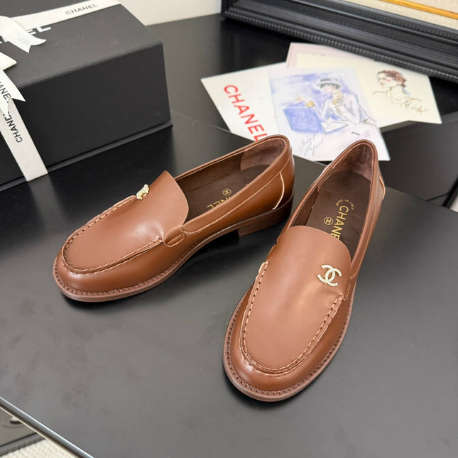 CC 25C Moccasins Brown Patent Leather
