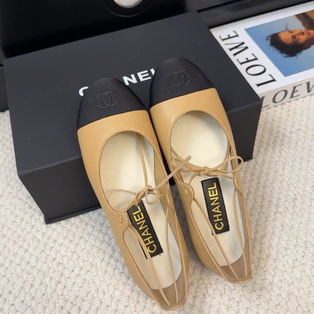 FLAT MARY JANE PUMPS IN SUN YELLOW LAMBSKIN MIX BLACK FABRIC