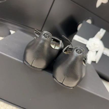 FLAT MARY JANE PUMPS BLACK LAMBSKIN