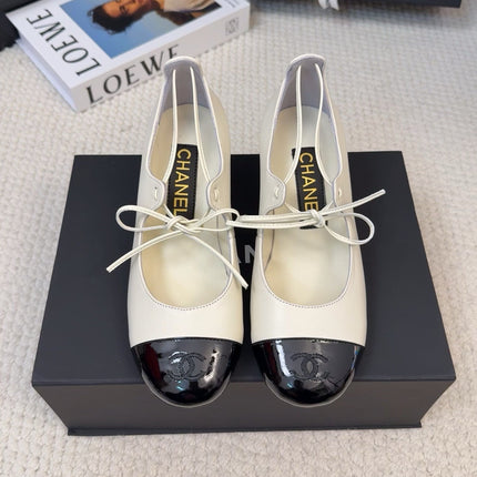 MARY JANE PUMPS 55 MM IN WHITE MIX BLACK LAMBSKIN