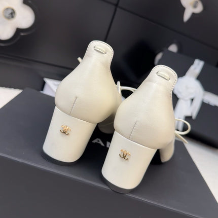 MARY JANE PUMPS 55 MM IN WHITE MIX BLACK LAMBSKIN